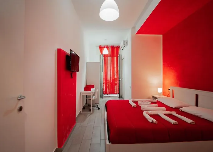 Hotel O Vic' stritt' Napoli